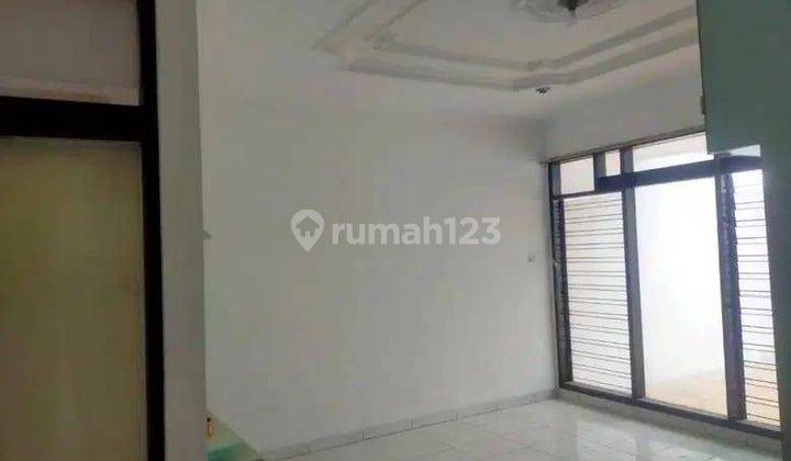 Rumah Bagus dan Nyaman di Komplek Bukit Duri Permai, Jatinegara 2