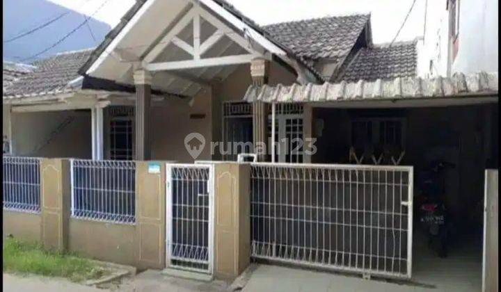 Rumah Nyaman di Pekayon  1