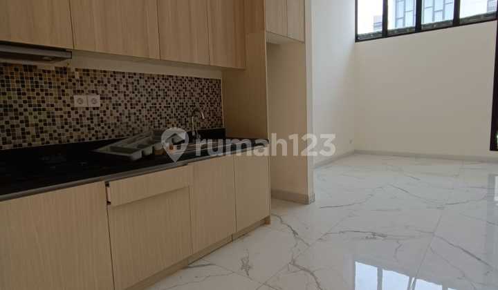 Rumah 2 Lantai di Cluster Matana Jakarta Garden City Jakarta Timur 2