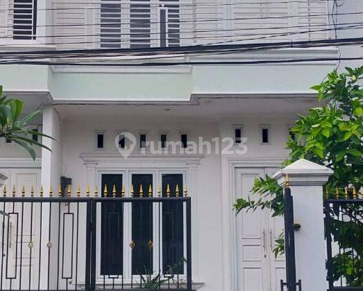 Dijual cepat Rumah 2 lantai, di Kompleks IKIP, Duren sawit, Jakarta Timur. 1