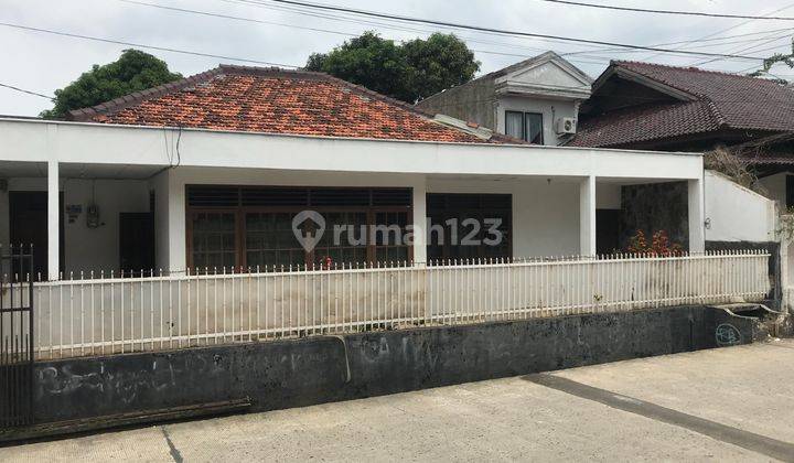 Dijual Rumah Lama Hitung Tanah di  Mampang Jakarta Selatan 1