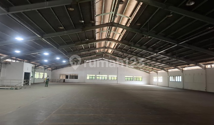 Warehouse for Rent in Pulogadung Industrial Area, East Jakarta