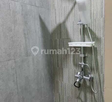 For Sale 4-Story House in Kelapa Gading, North Jakarta 2