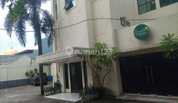 Disewakan Gudang berikut Office,di Raya Narogong,Bekasi Selatan
 1