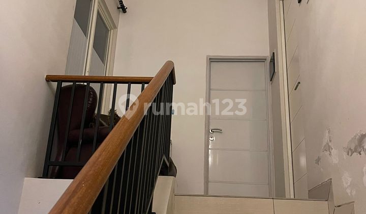 Rumah 2 Lantai Lingkungan Aman Siap Huni di Cluster Adara Harapan Indah Bekasi 2