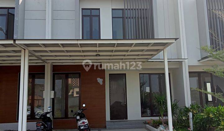 Dijual Rumah 2 Lantai di Cluster Shinano Jgc, Jakarta Timur 1