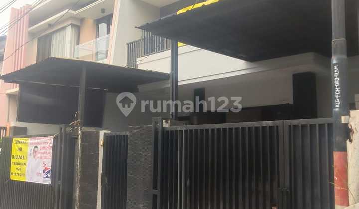 For Sale 2-Story House in Kelapa Gading, East Jakarta