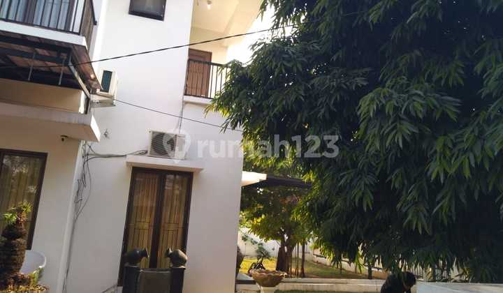 Hook House in the Aralia Cluster, Kota Harapan Indah, Bekasi 2