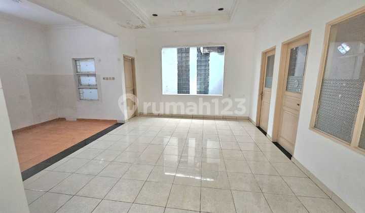 Tempat Usaha untuk Cafe atau Kantor di Bulevar Hijau, Harapan Indah, Bekasi