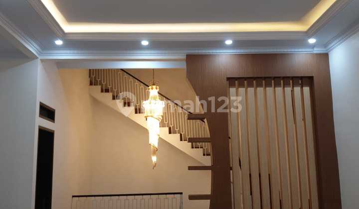 For Sale 2.5-Story House In Ifolia Harapan Indah Cluster, Bekasi