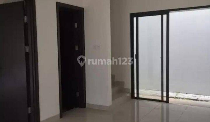 Dijual Rumah 2 Lantai di Wisteria Metland Jakarta Timur 2