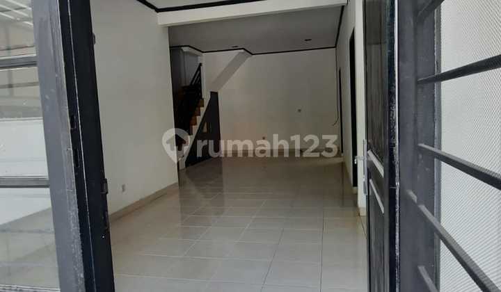 Disewakan Rumah di Metland Menteng , Cakung, Jakarta Timur Disewakan Rumah di Metland Menteng , Cakung, Jakarta Timur