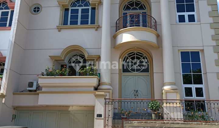 Nice House Comfortable Environment in Villa Gading Indah, Kelapa Gading, North Jakarta