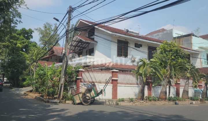 Rumah 2,5 Lantai di Gading Putih Kelapa Gading Permai Jakarta Utara