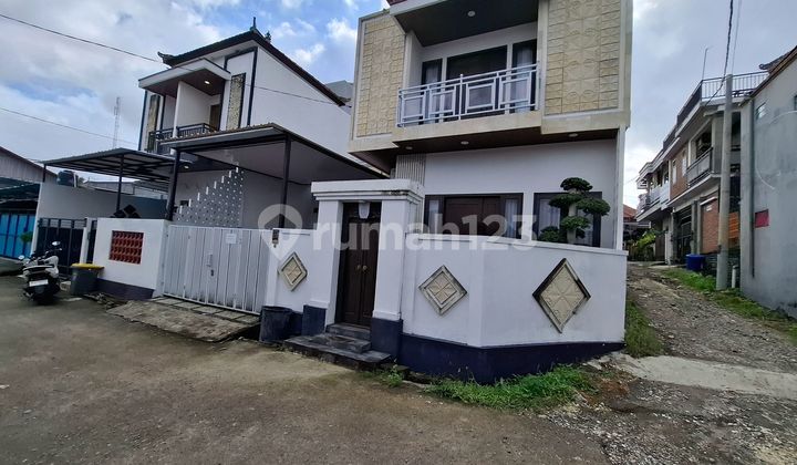 New Two-Story House in Dalung, Ideal for Newlyweds. New Two-Story House in Dalung, Ideal for Newlyweds.