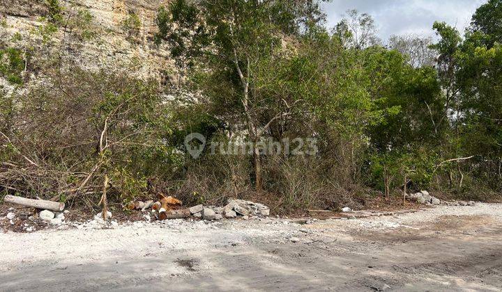 Land on Jalan Melasti Ungasan Badung is suitable for building a villa 2