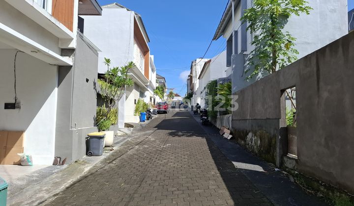 VillaMinimalis Jl Veteran Buduk yang Menawan