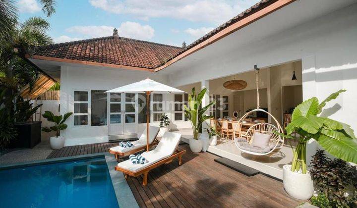 Villa Minimalis Jalan Bidadari di kuta yang Menawan  2