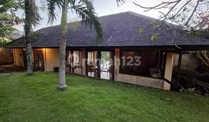 Villa Jual Jl Raya Goa Gong dengan View area Hijau Jimbaran Villa Jual Jl Raya Goa Gong dengan View area Hijau Jimbaran