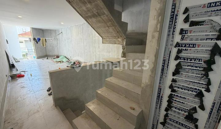 For Sale: 3.5-Storey Brand New Ruko in Muara Karang 2