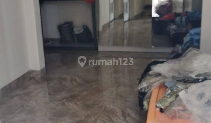 Rumah 2½ lantai di cluster Florence PIK 2