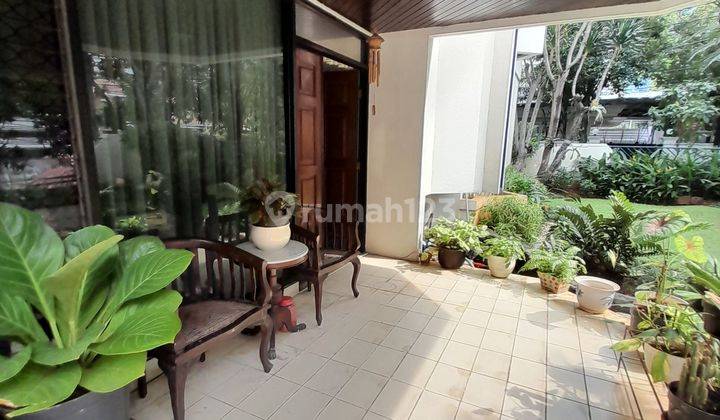 Rumah 2 Lantai jual cepat di Jl Denpasar, Kuningan 2