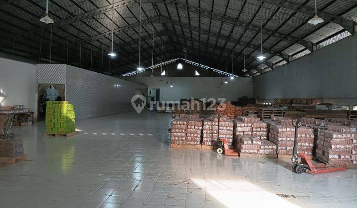 Gudang pabrik di Pantura Tegal jual cepat  1