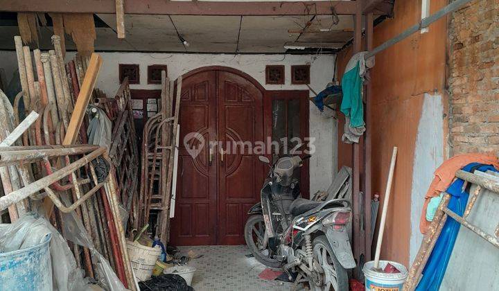 Rumah Tua  Hitung Tanah Di Muara Karang Kompleks 2