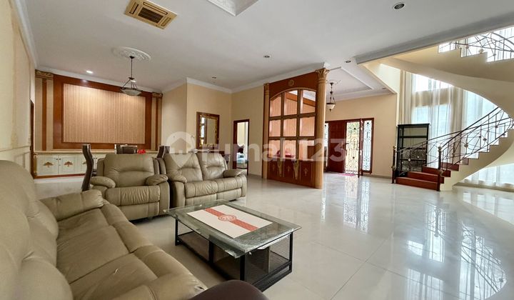 Disewakan Rumah Bagus 2 Lt Muara Karang Siap Huni