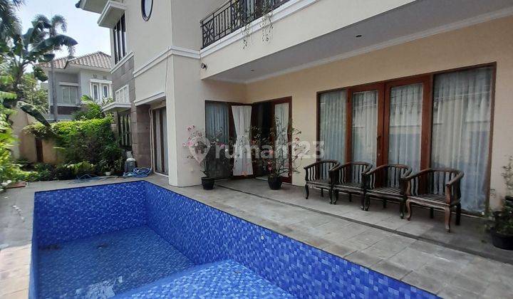 Rumah Asri Siap Huni 2½ Lt Ampera Townhouse 1