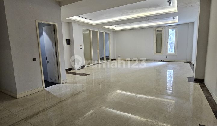 For Rent: 3-Storey Ready-to-Occupy Building in Kebayoran Baru For Rent: 3-Storey Ready-to-Occupy Building in Kebayoran Baru