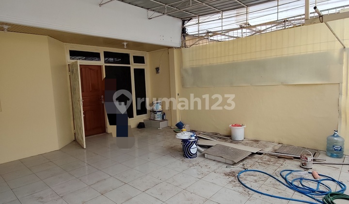 For Rent 2-Story House Ready to Occupy Muara Karang