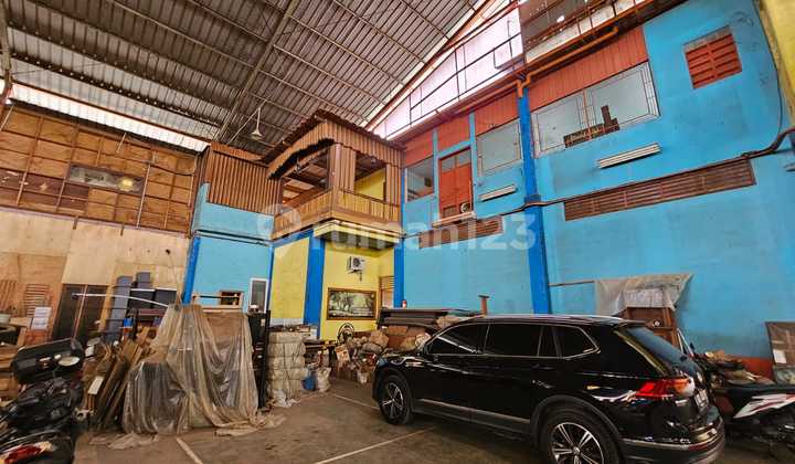 Cheap Sale of Warehouse + Office Ready to Occupy by Cisauk Main Road