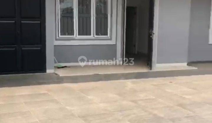 Rumah Pluit Timur 2 Lantai Sudah Renovasi 1