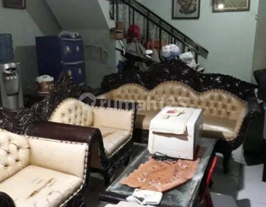 Dijual Rumah Hitung Tanah Slipi Lokasi Ramai