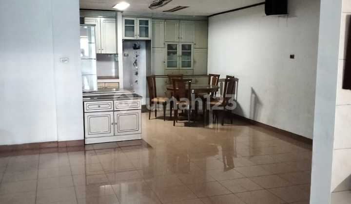 Disewakan Rumah 2 LT Muara Karang Lokasi.nyaman