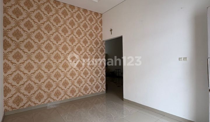 Dijual Rumah Minimalis Rapih Muara Karang 2