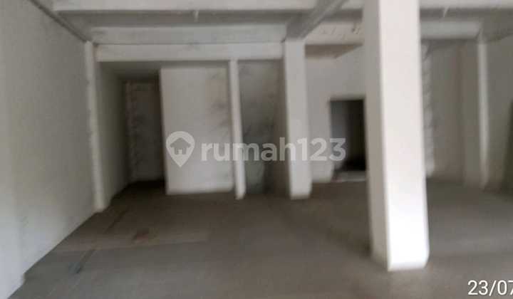 For Rent 4-Storey Twin Shop House + Basement in Melawai, South Jakarta 1