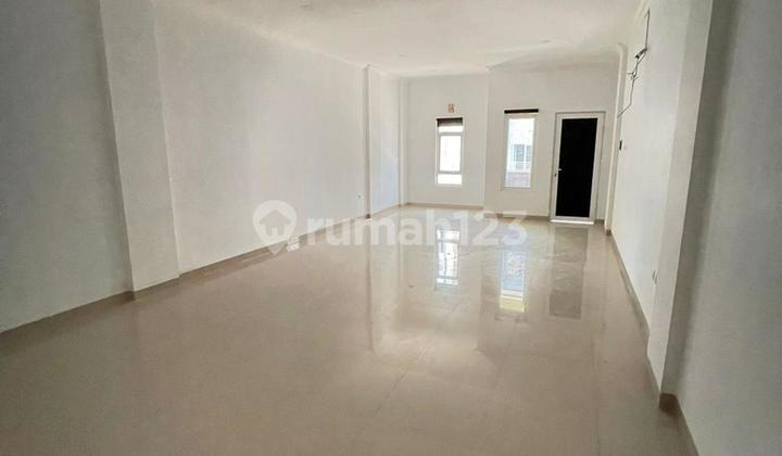 For Rent Fast 3.5 LT Shop House Ready to Occupy Muara Karang 2