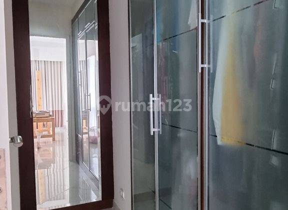 Jual Cepat Apartemen Taman Anggrek 3 Kamar Tidur 2