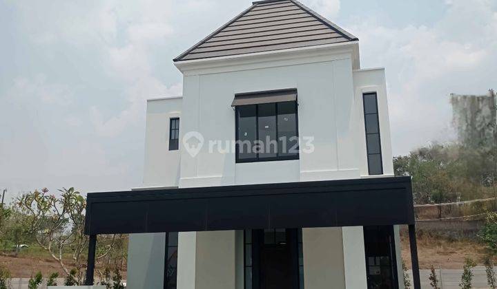 Rumah Mewah Dua Lantai Di Cluster Mewah Sambiroto Type Arista 1