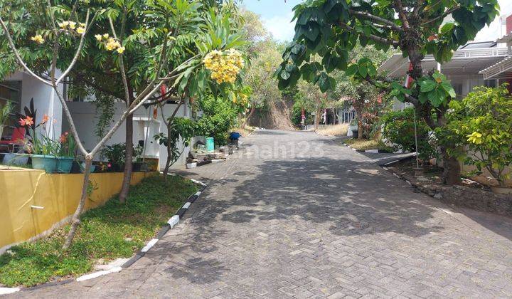 Rumah Besar Di Dalam Cluster Bebas Banjir Di Mangunharjo Semarang 2