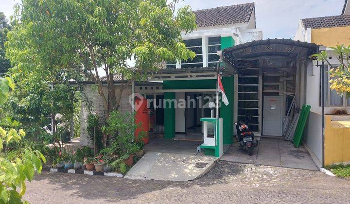 Rumah Besar Di Dalam Cluster Bebas Banjir Di Mangunharjo Semarang 1