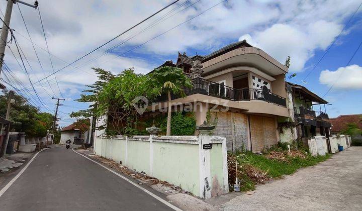 Big House Needs Potential Renovation To Become Boarding House In Padang Sambian West Denpasar 1