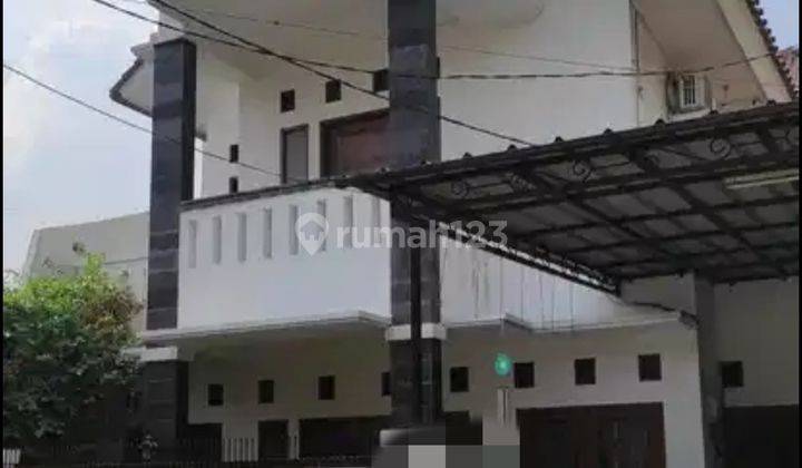 Di  Rumah Bagus Terawat Di Jati Cempaka PD.gede 1