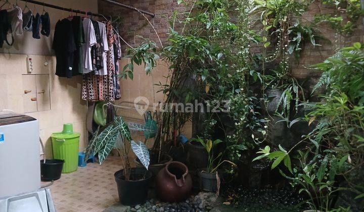 Rumah Bagus Nyaman 2 Lt Dalam Perumahan di Pinang Tangerang  2