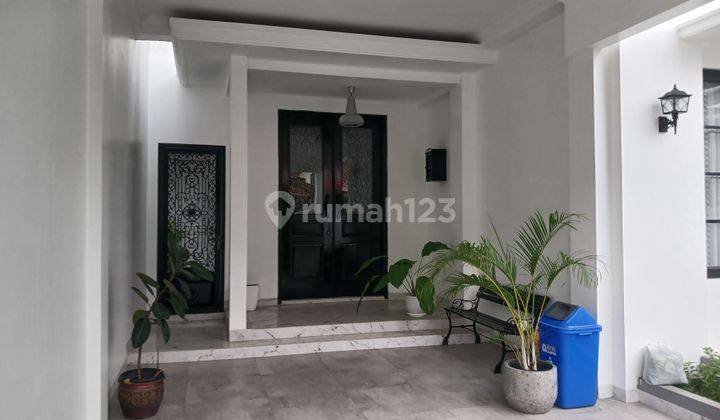 Rumah New Brand Bagus Dalam Komplek Lokasi Strategis Petukangan  1