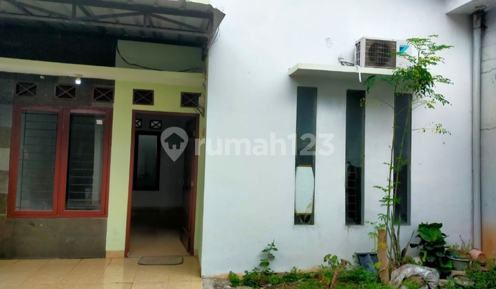 Rumah 1 lantai Siap Huni di bawah 1M dekat Cipadu