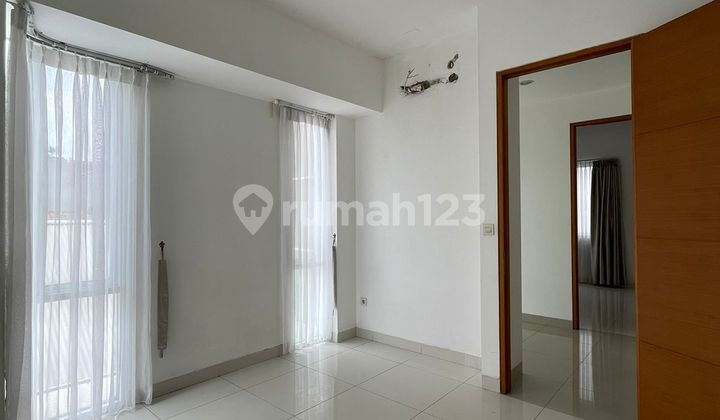 Good Cheap Ready to Live Great Location in Tebet South Jakarta 2