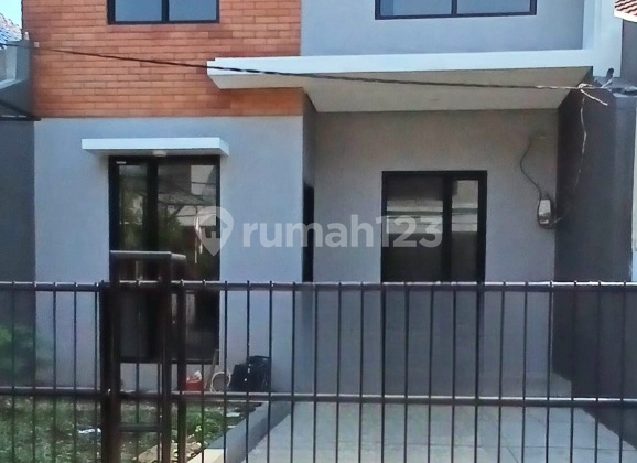 Rumah Minimalis Brand New, Siap Huni Lokasi Strategis di Bintaro Rumah Minimalis Brand New, Siap Huni Lokasi Strategis di Bintaro